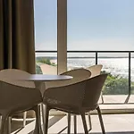 Aquamarina Prima By The By Renters Апартаменты *