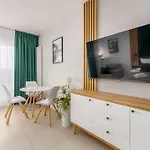 Aquamarina Prima By The By Renters Апартаменты