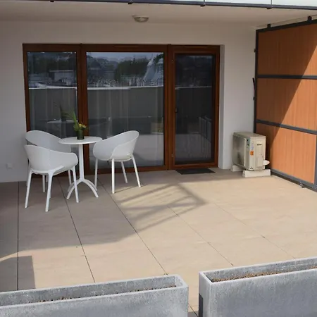 Aquamarina Prima By The By Renters *