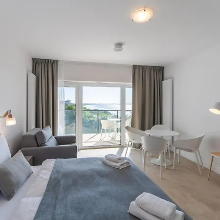 Апартаменты Aquamarina Prima By The By Renters